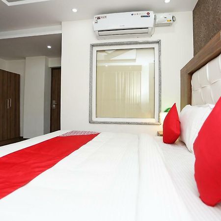 Hôtel Oyo 35917 Vatika Heights à McLeod Ganj Extérieur photo