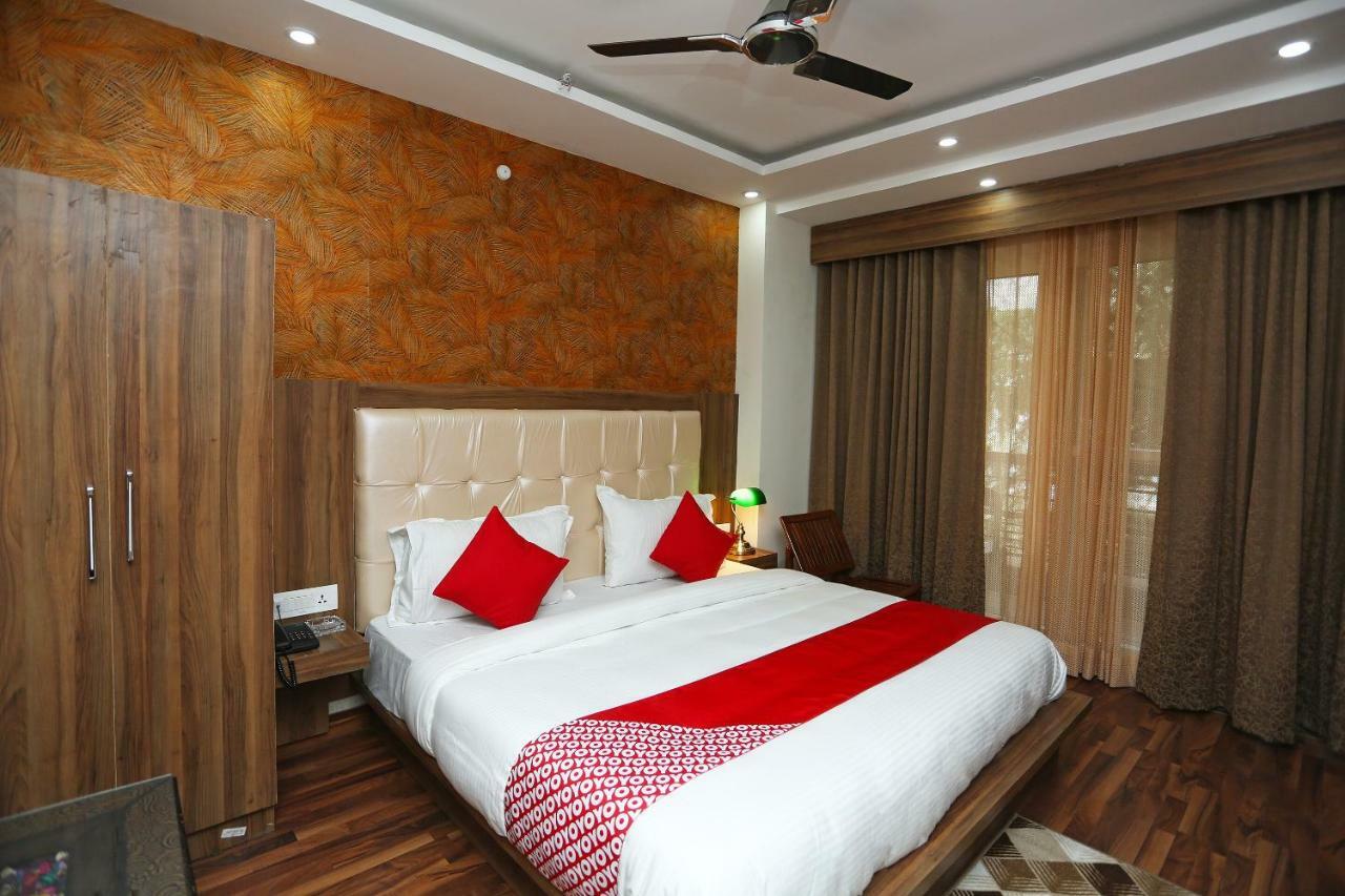 Hôtel Oyo 35917 Vatika Heights à McLeod Ganj Extérieur photo